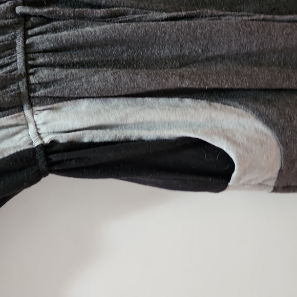 Dress - Picture 3 of 5